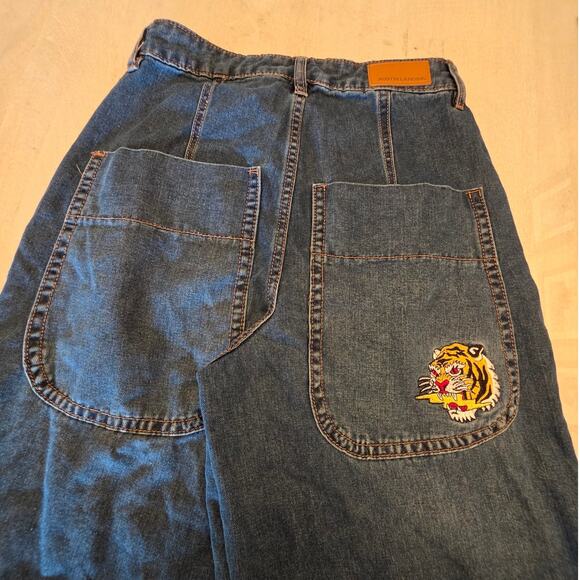 Austin Landing "JNCO Style" Wide Leg Baggy Denim Jeans SZ 3 Tiger Patch - Picture 5 of 10